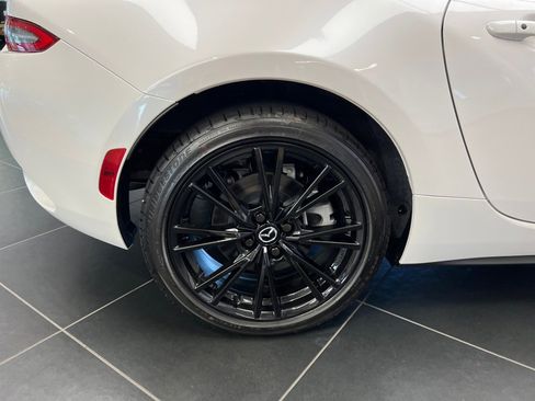 New 2025 MAZDA MX-5 Miata Club image 23