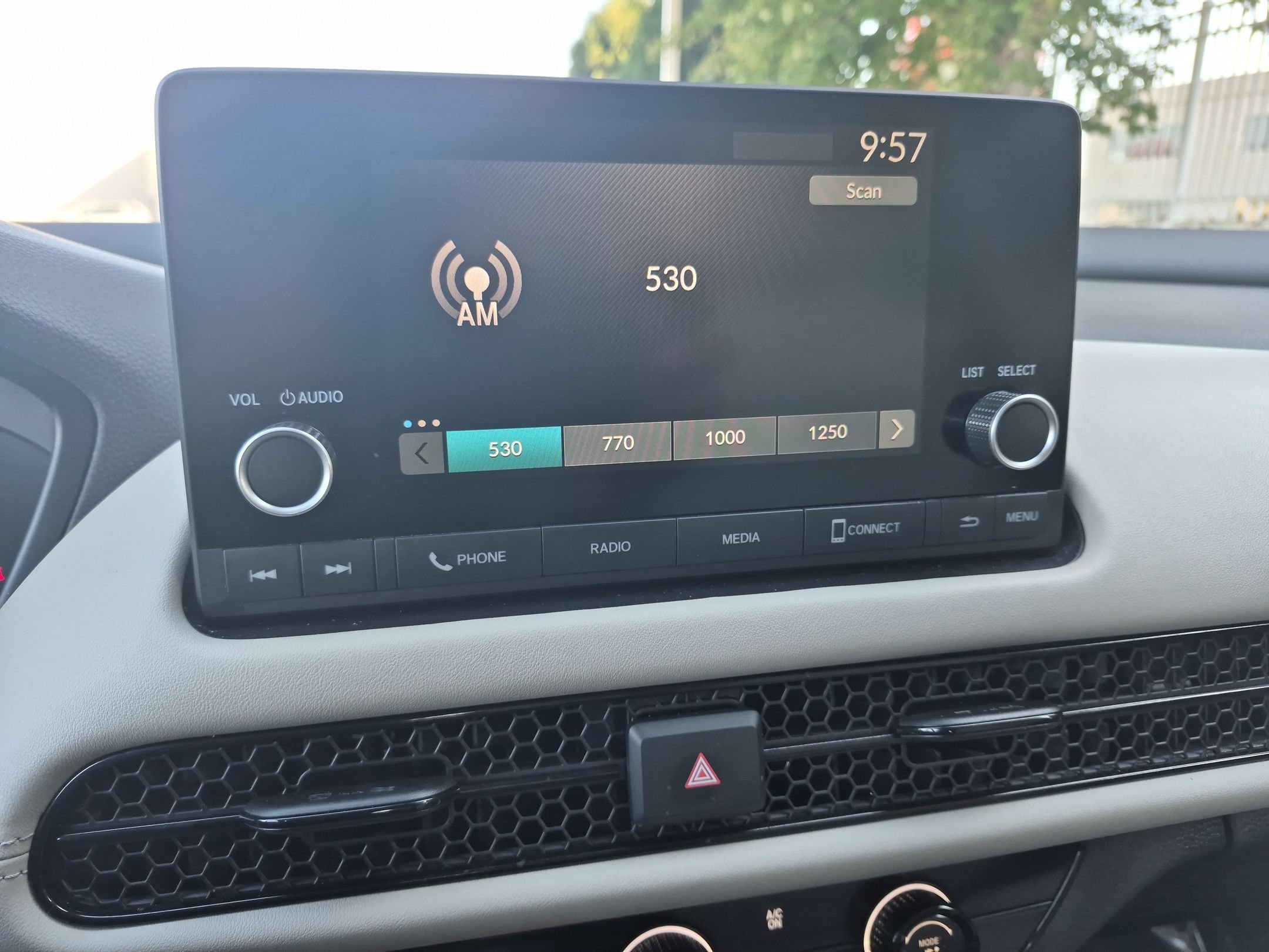 Used 2024 Honda HR-V LX image 18