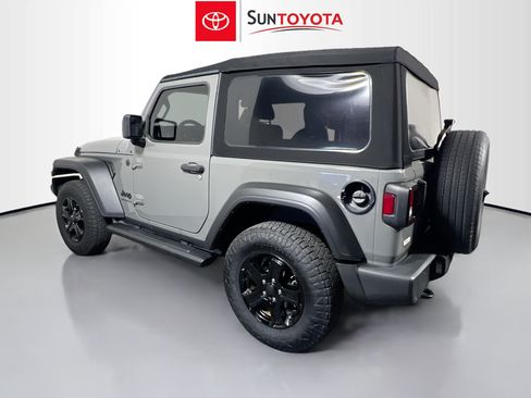 Used 2022 Jeep Wrangler Sport AWD/4WD image 6