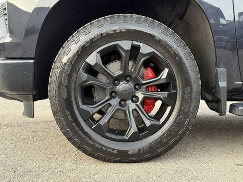 Used 2023 Chevrolet Silverado 1500 LTZ w/ LTZ Premium Package image 5