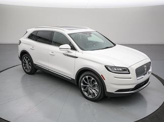 Used 2023 Lincoln Nautilus Reserve w/ Equipment Group 201A FWD video 2