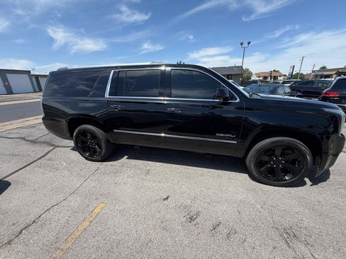 Used 2015 GMC Yukon XL Denali AWD/4WD image 4