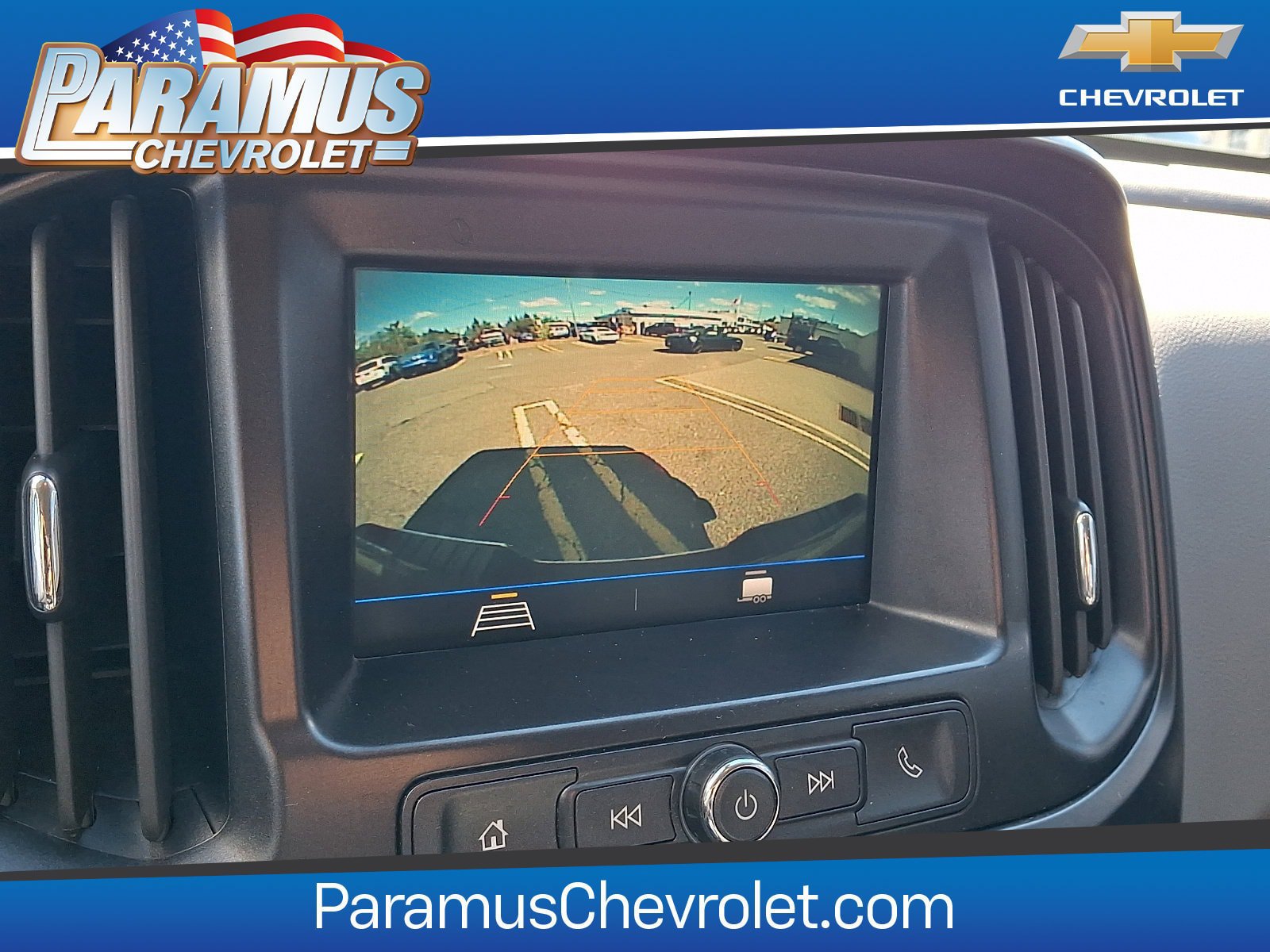 Used 2022 Chevrolet Colorado W/T w/ WT Convenience Package AWD/4WD image 18