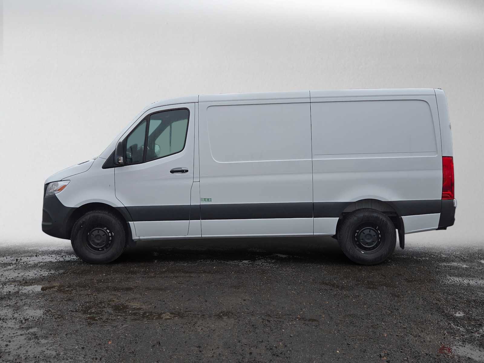 Used 2026 Mercedes-Benz Sprinter 2500 image 6