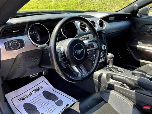 Used 2023 Ford Mustang Premium image 11