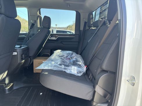 New 2026 Chevrolet Silverado 3500 LT w/ Convenience Package image 24