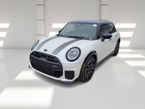Used 2025 MINI Cooper S image 1