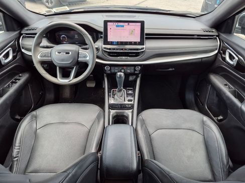 Used 2023 Jeep Compass High Altitude AWD/4WD image 23