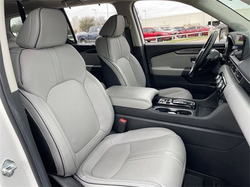 Certified 2025 Honda Pilot Elite image 28