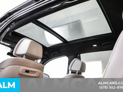 Used 2022 BMW X7 xDrive40i w/ M Sport Package image 23