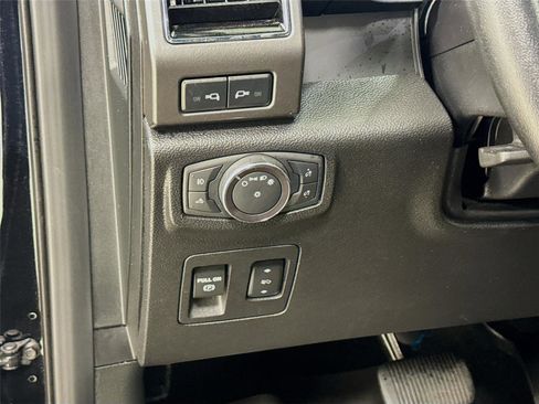 Used 2019 Ford F150 XLT w/ Equipment Group 302A Luxury image 10