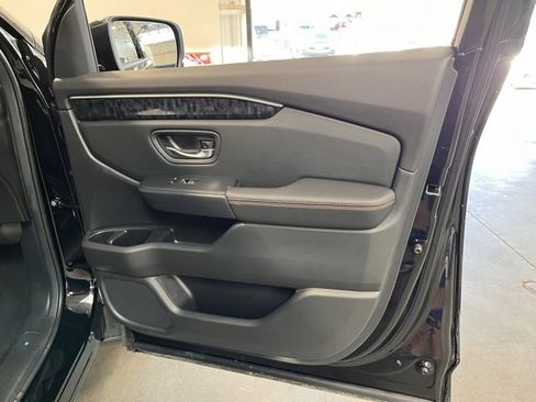 Used 2026 Honda Passport TrailSport Elite image 12