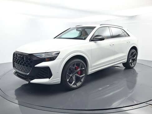 Used 2025 Audi RS Q8 performance AWD/4WD image 1