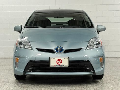 Used 2014 Toyota Prius Three w/ Solar Roof Package FWD image 3