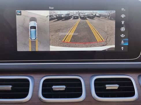 Used 2021 Mercedes-Benz GLE 350 4MATIC image 23