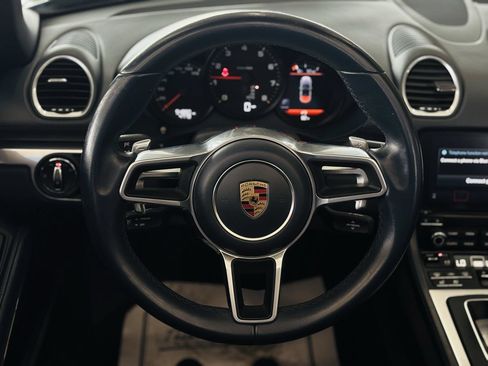 Used 2019 Porsche 718 Boxster RWD image 42