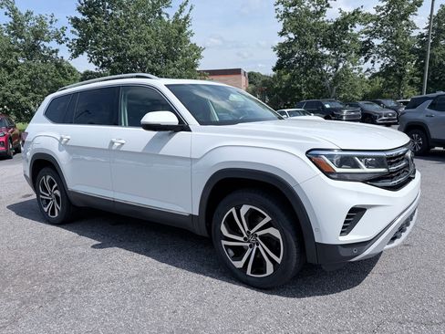 Used 2021 Volkswagen Atlas SEL Premium AWD/4WD image 2