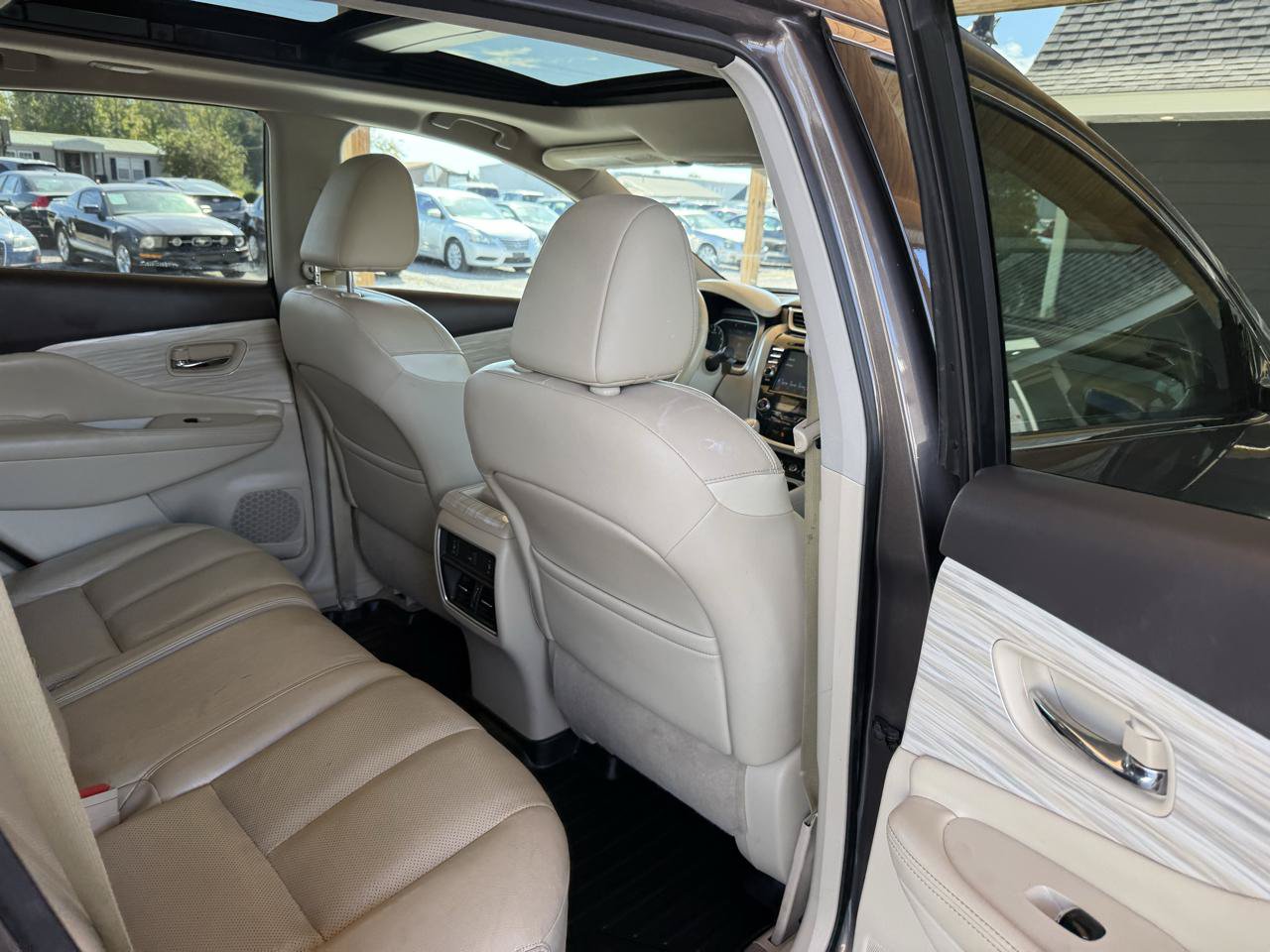 Used 2015 Nissan Murano Platinum w/ Platinum Technology Package AWD/4WD image 50