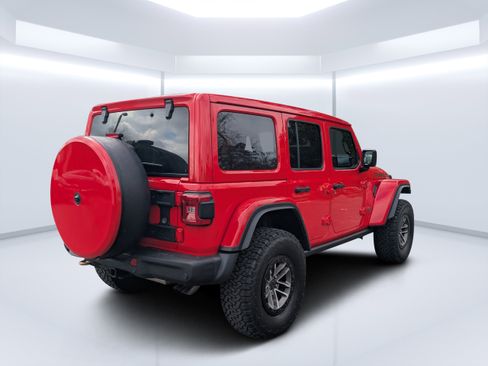 Used 2024 Jeep Wrangler Unlimited Rubicon 392 image 3