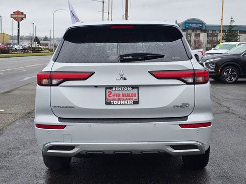 Used 2024 Mitsubishi Outlander SEL AWD/4WD image 6