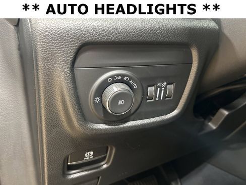 Certified 2023 Jeep Grand Cherokee L Limited image 21