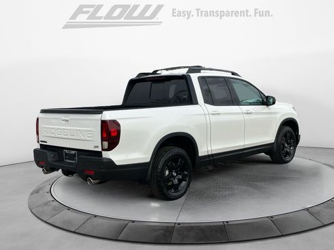 New 2026 Honda Ridgeline Black Edition image 7