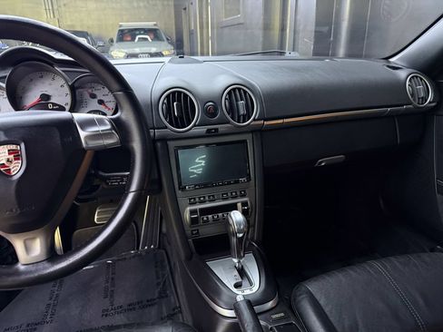 Used 2007 Porsche Cayman S RWD image 18