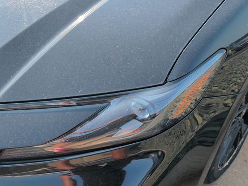 Used 2025 Toyota Camry SE FWD image 6
