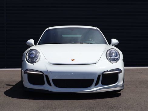 Used 2014 Porsche 911 GT3 RWD image 6