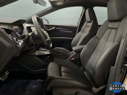 Used 2024 Audi Q4 e-tron Premium Plus w/ Premium Plus image 18