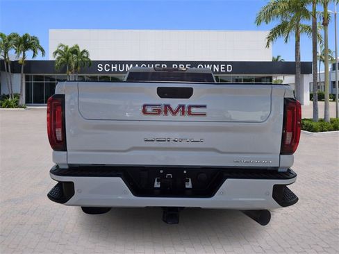 Used 2022 GMC Sierra 2500 Denali w/ Denali Ultimate Package image 6