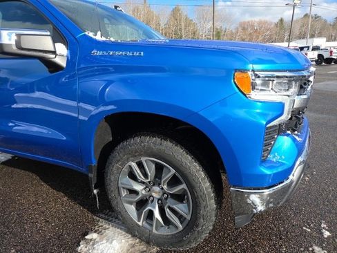New 2026 Chevrolet Silverado 1500 LT image 9