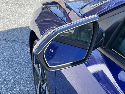 Used 2023 Hyundai Elantra SEL w/ Convenience Package image 17