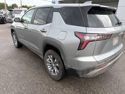 Used 2026 Chevrolet Equinox LT AWD/4WD image 23
