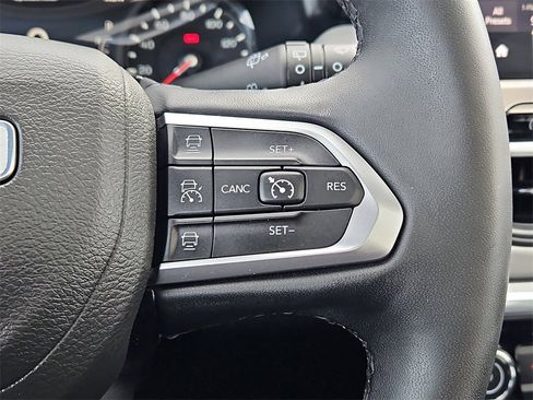 Used 2023 Jeep Compass Limited w/ Sun and Sound Group image 27