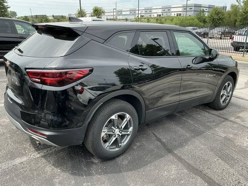 Used 2025 Chevrolet Blazer LT FWD image 7