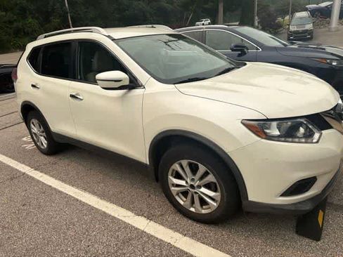 Used 2016 Nissan Rogue SV AWD/4WD image 9