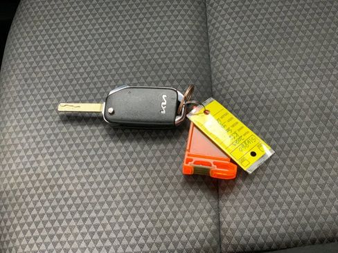 Used 2023 Kia Soul LX w/ Option Group 015 FWD image 42