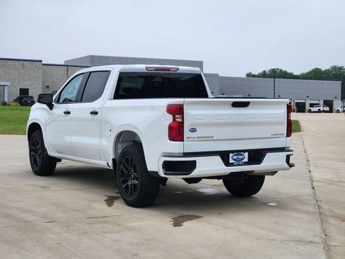 Used 2025 Chevrolet Silverado 1500 Custom RWD image 5