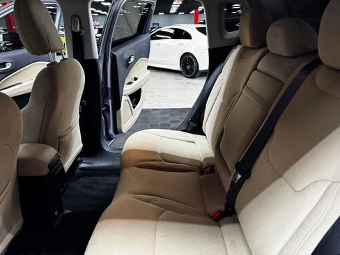 Used 2018 Jeep Compass Sport image 43