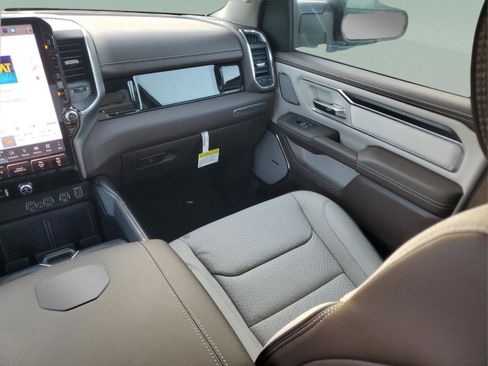 New 2026 RAM 1500 Laramie image 15