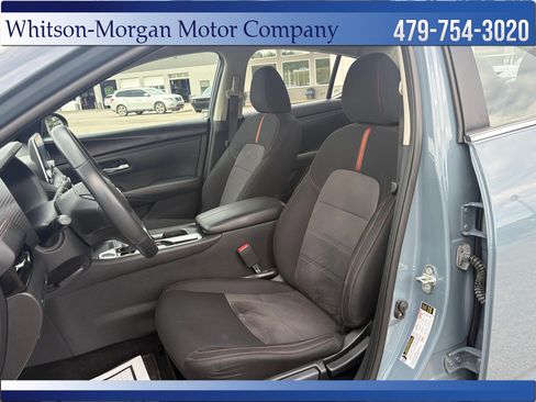 Used 2024 Nissan Sentra SR FWD image 9