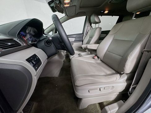 Used 2014 Honda Odyssey EX-L image 24