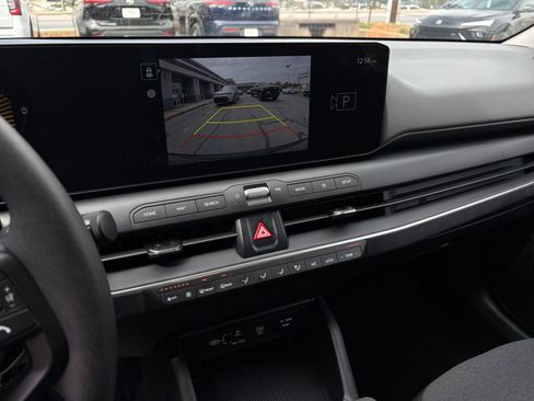 Used 2025 Kia K4 LXS image 26