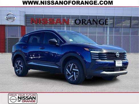 New 2026 Nissan Kicks SV image 1