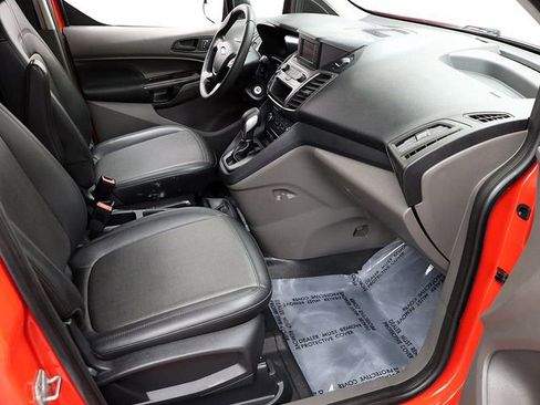 Used 2022 Ford Transit Connect XL image 28