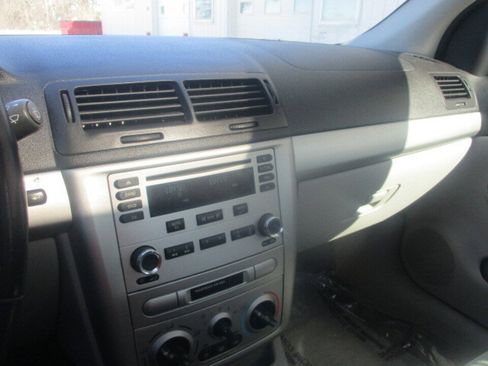 Used 2006 Chevrolet Cobalt LT w/ Preferred Equipment Group image 35