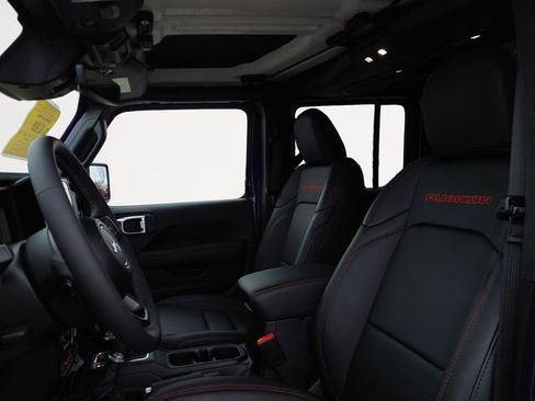 Used 2026 Jeep Wrangler Unlimited Rubicon image 9