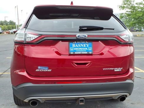Used 2017 Ford Edge Titanium w/ Equipment Group 301A AWD/4WD image 9