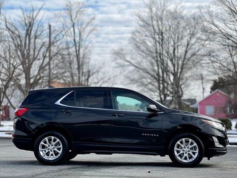 Used 2019 Chevrolet Equinox LT image 4